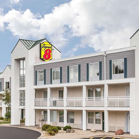 Super 8 By Wyndham Madison East Hotel Luaran gambar
