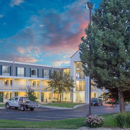 Super 8 By Wyndham Madison East Hotel Luaran gambar