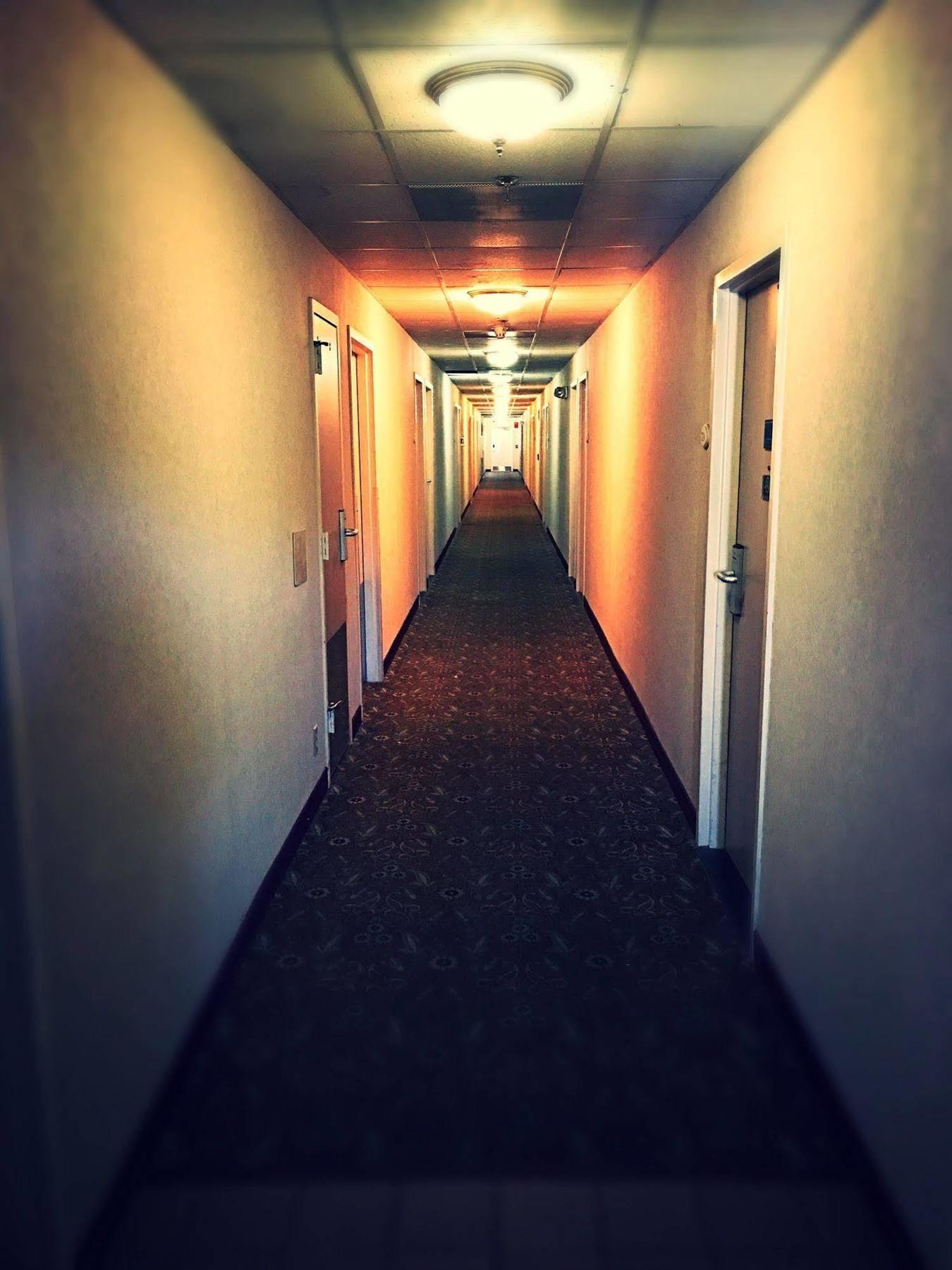 Super 8 By Wyndham Madison East Hotel Luaran gambar
